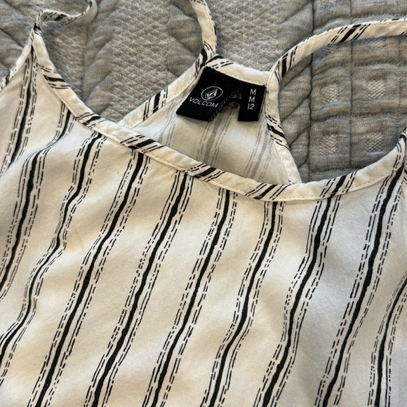 Womens Volcom Tank Top - Picture 4 of 7